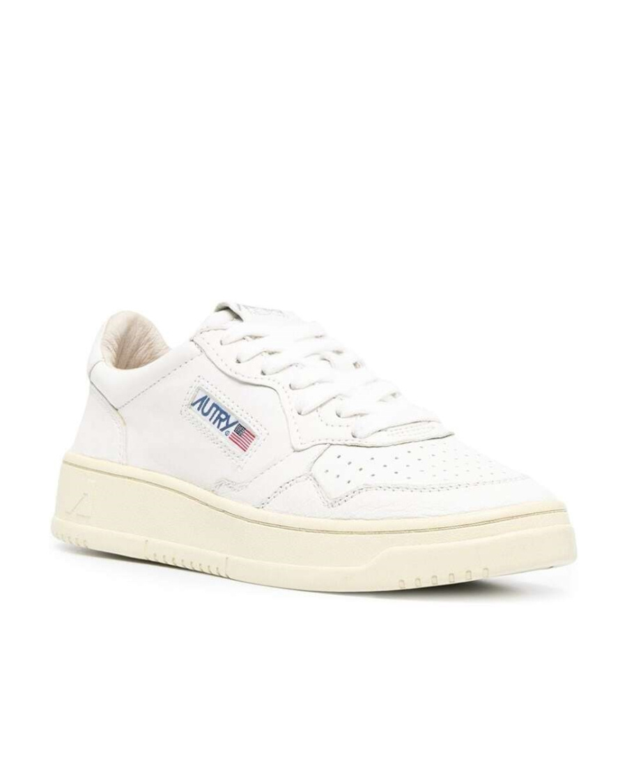 Autry Medalist Low-top Sneakers In White