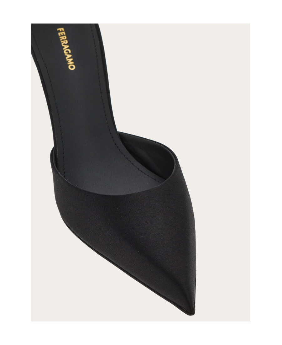 Ferragamo 70mm Cable-link Chain Satin-finish Pumps In Black