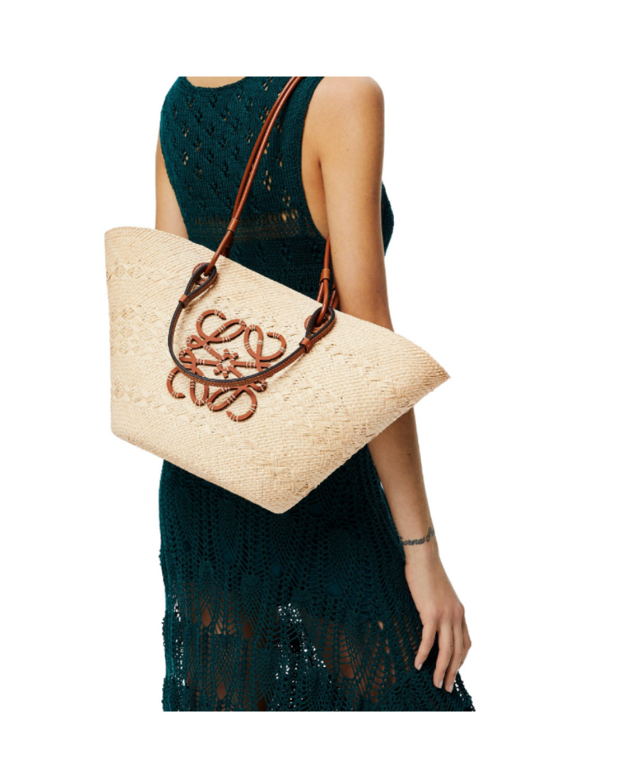 Loewe Anagram Basket Medium Bag In Iraca Palm And Calfskin In Nude