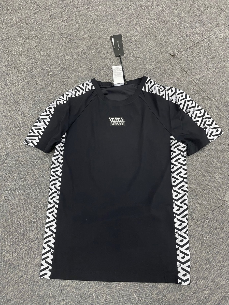 Versace La Greca Panel Short-sleeve T-shirt In Black