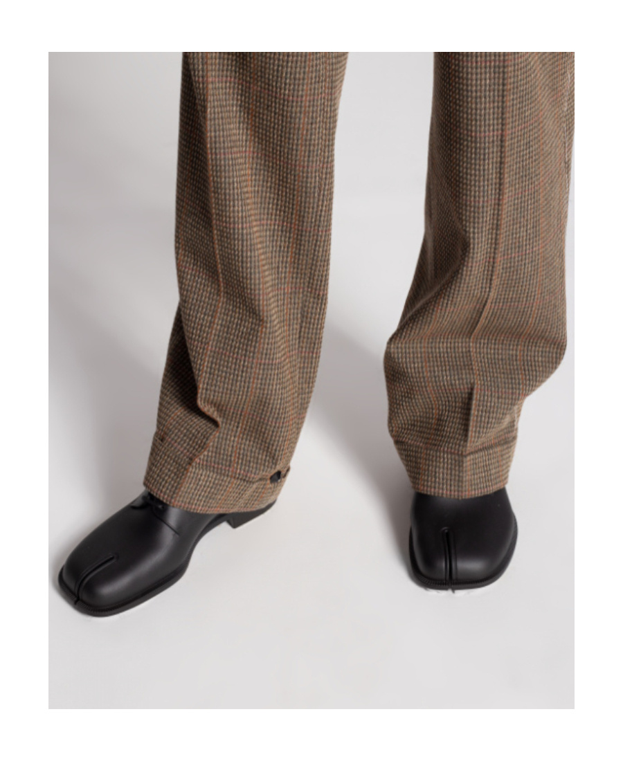 Maison Margiela Tabi Leather Oxford Shoes In Black