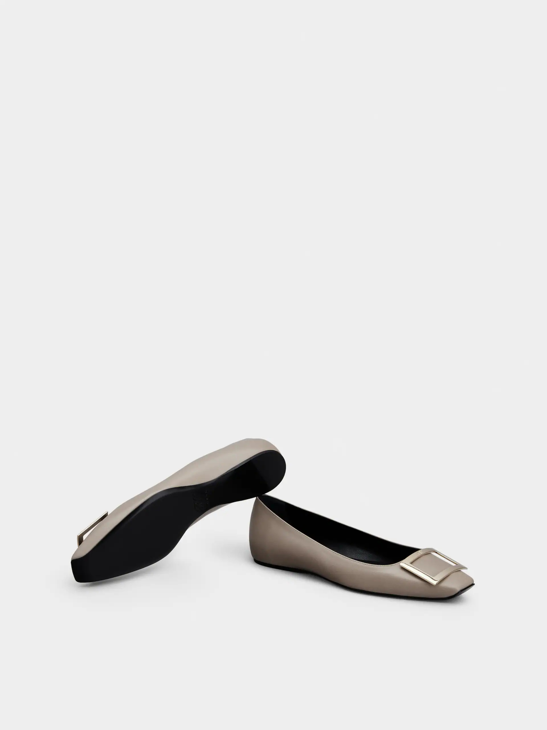 Roger Vivier Trompette Buckle Ballerina Flats In Gray