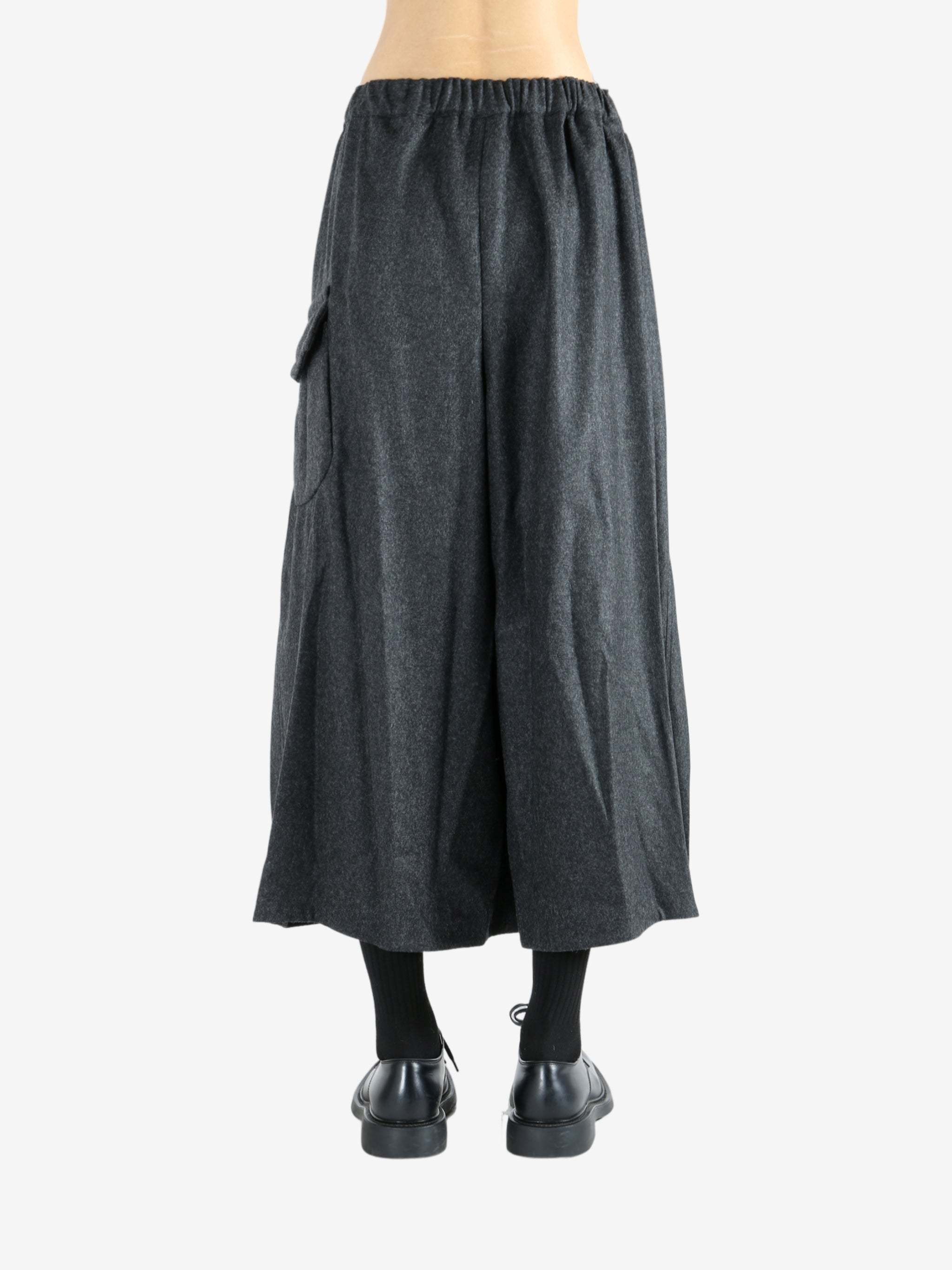 Comme Des Garçons Elasticated-waist Trousers In Black