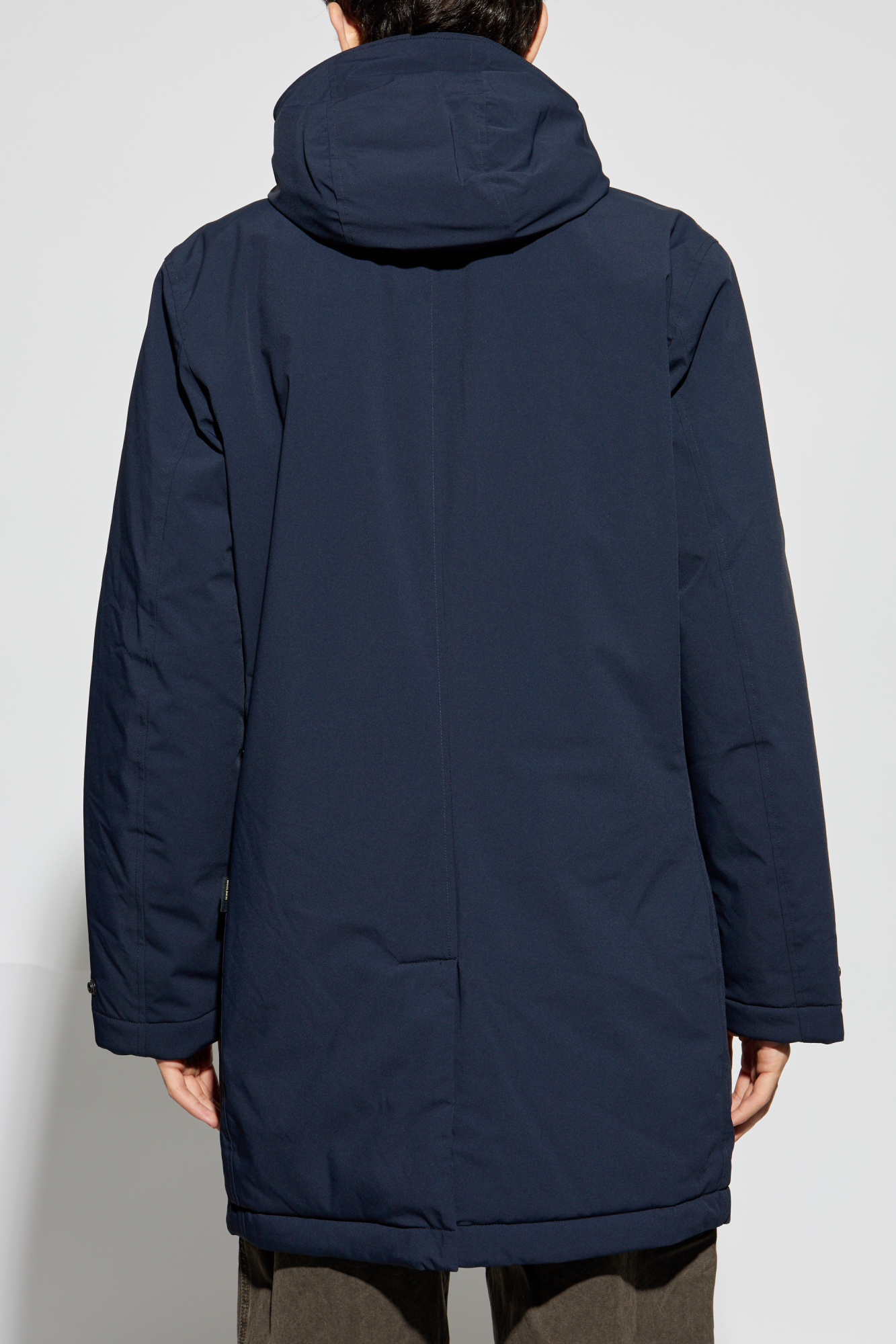 Woolrich Long-sleeved Down Jacket In Black