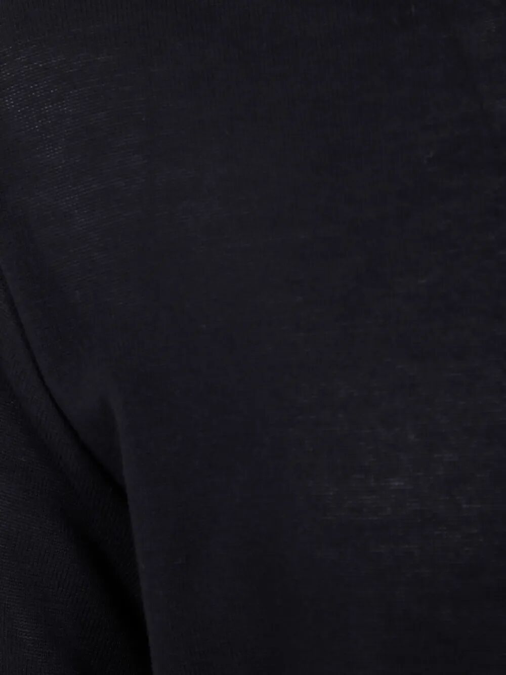 Nuur Short Sleeves Comfy Fit Round Neck In Black
