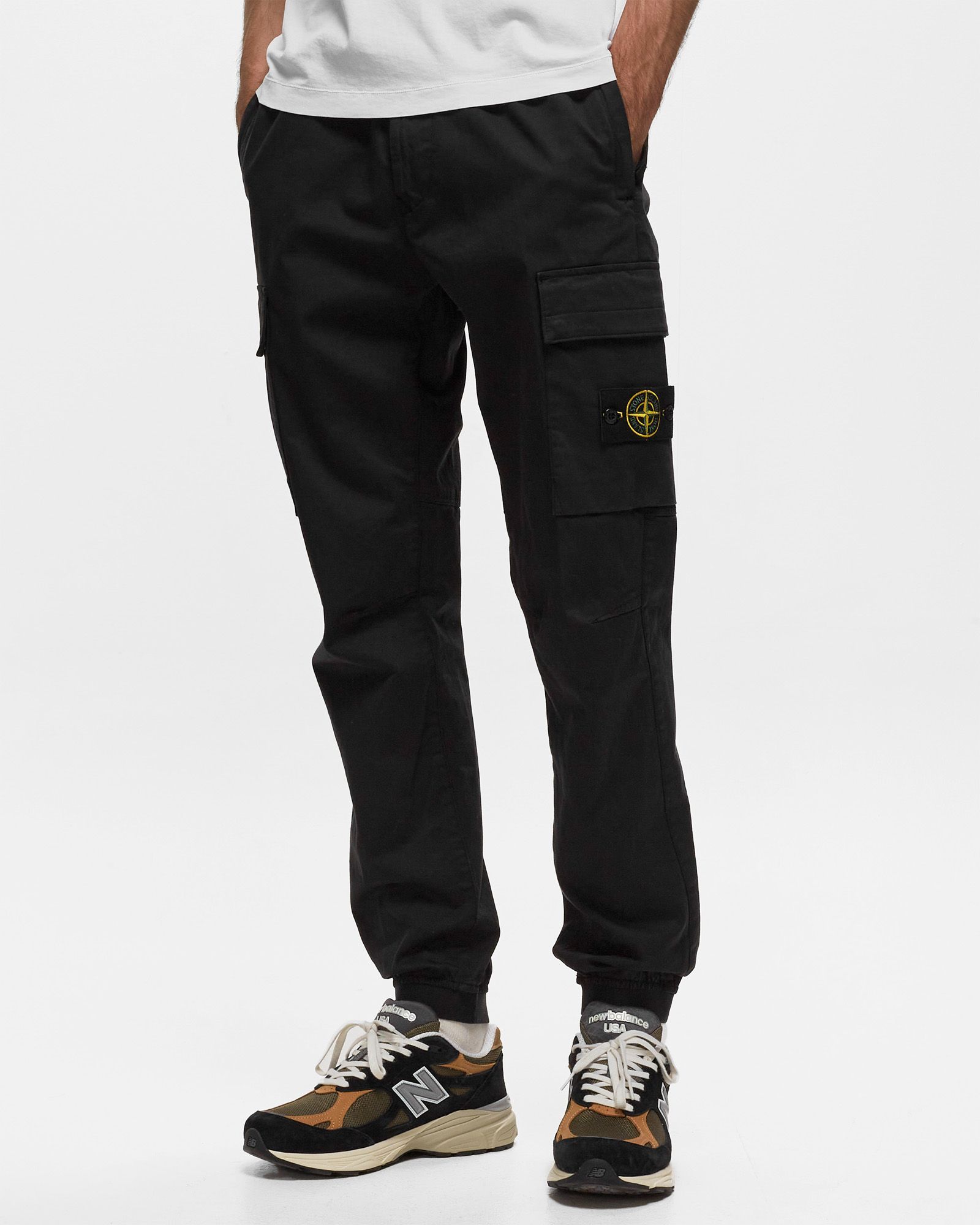 Stone Island Logo Patch Cargo Trousers In Black