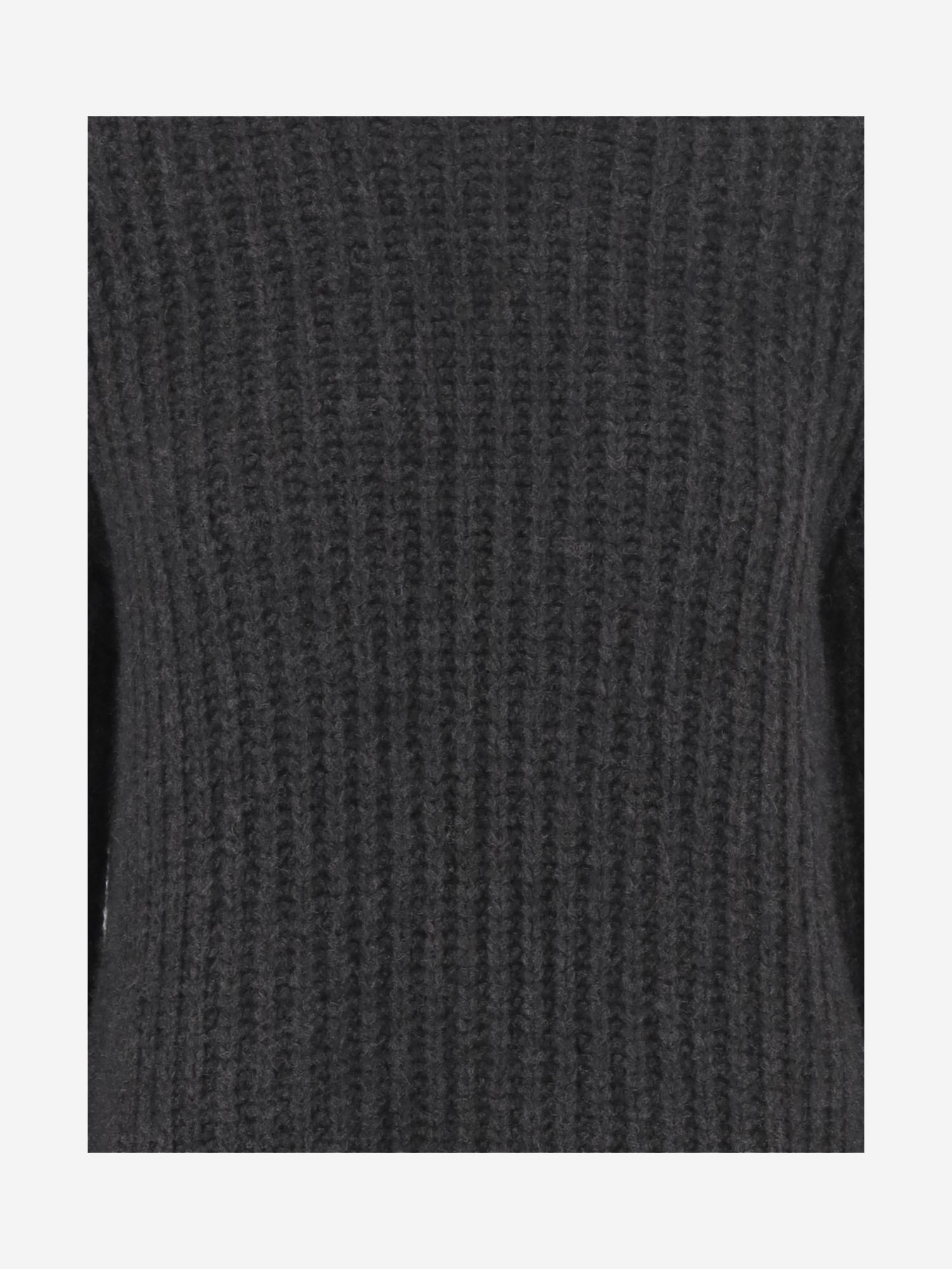 The Row Long-sleeved Sweater In Black