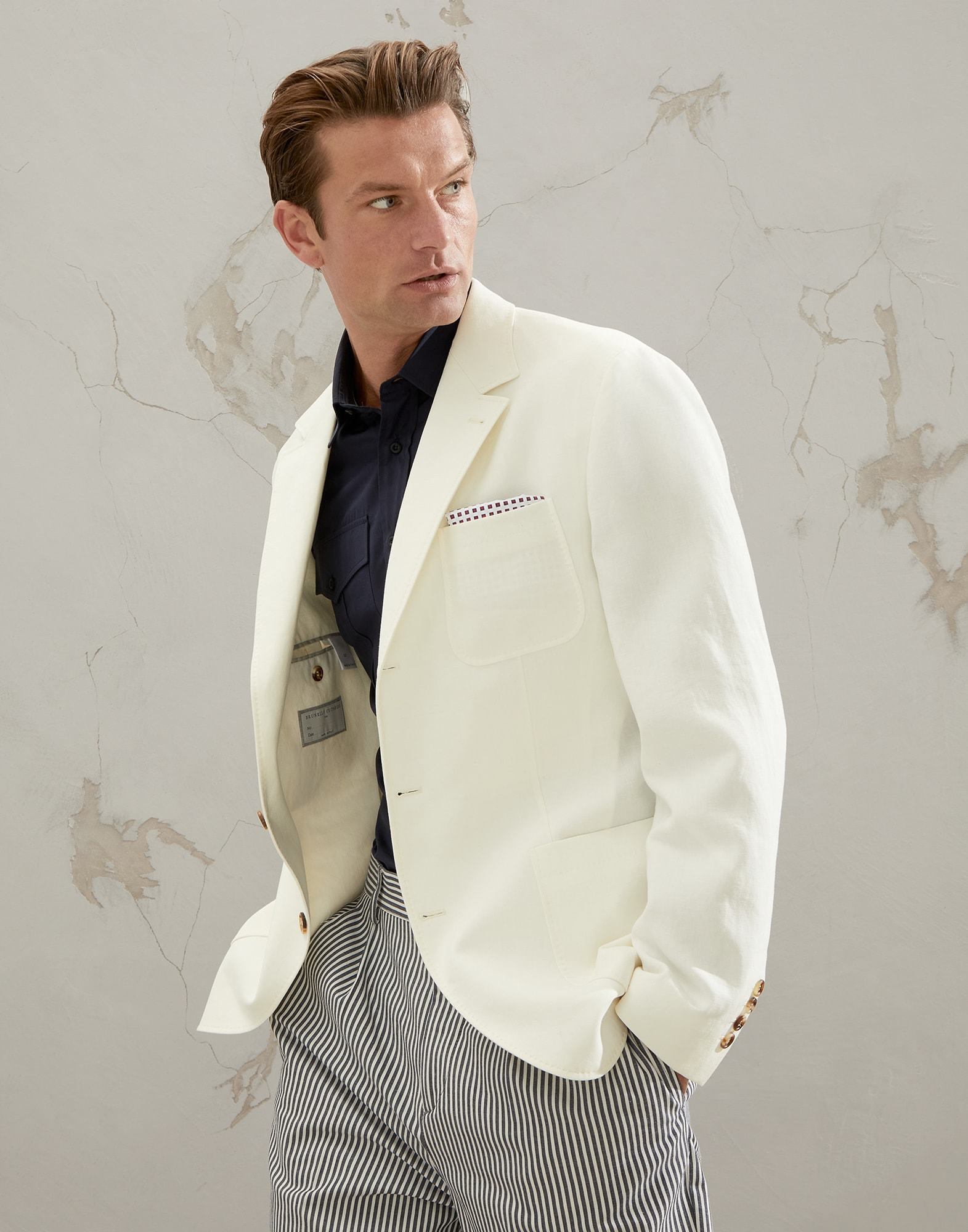 Brunello Cucinelli Single-breasted Fitted Blazer In White