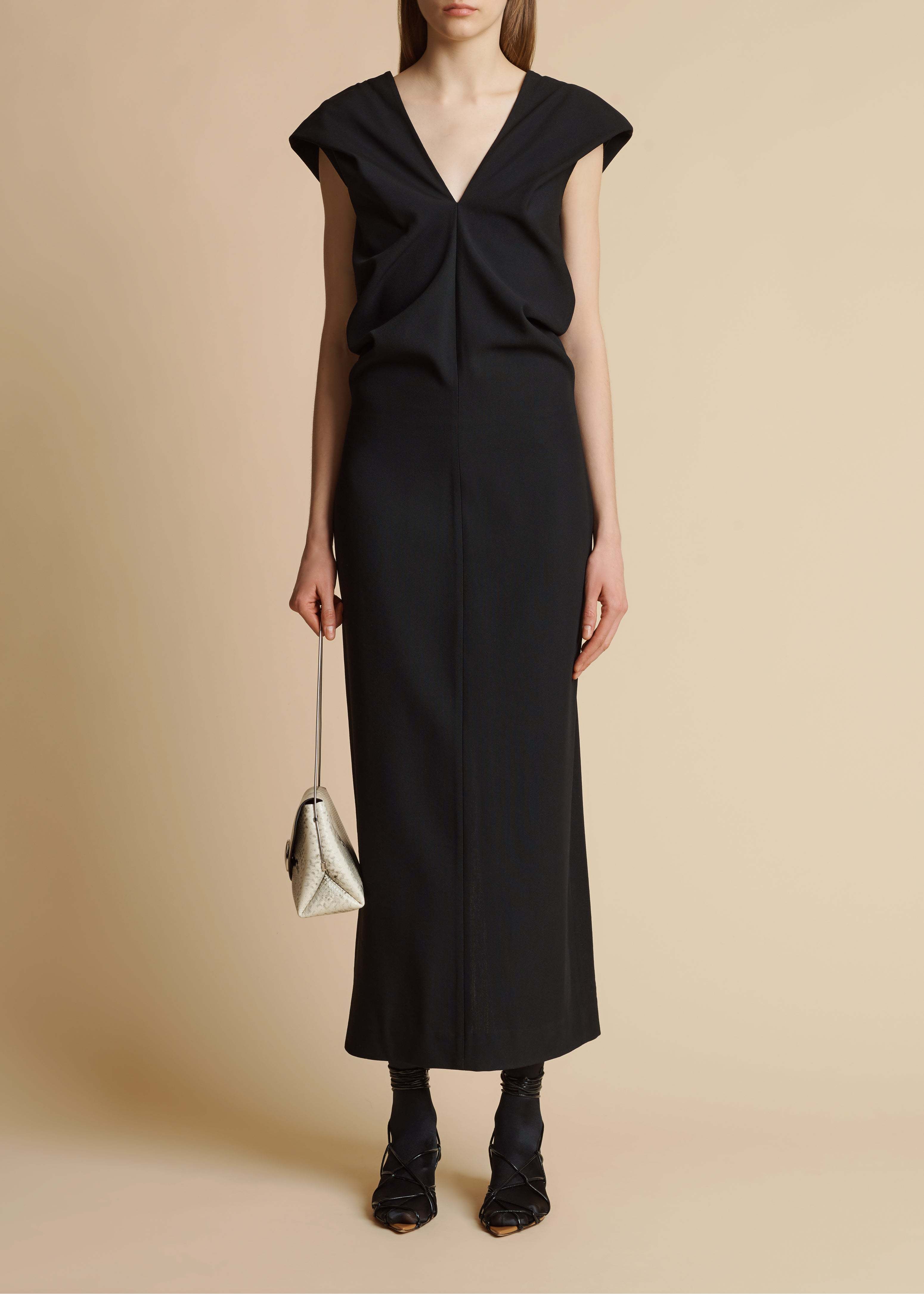 Khaite Ima Wool-blend Grain De Poudre Maxi Dress In Black