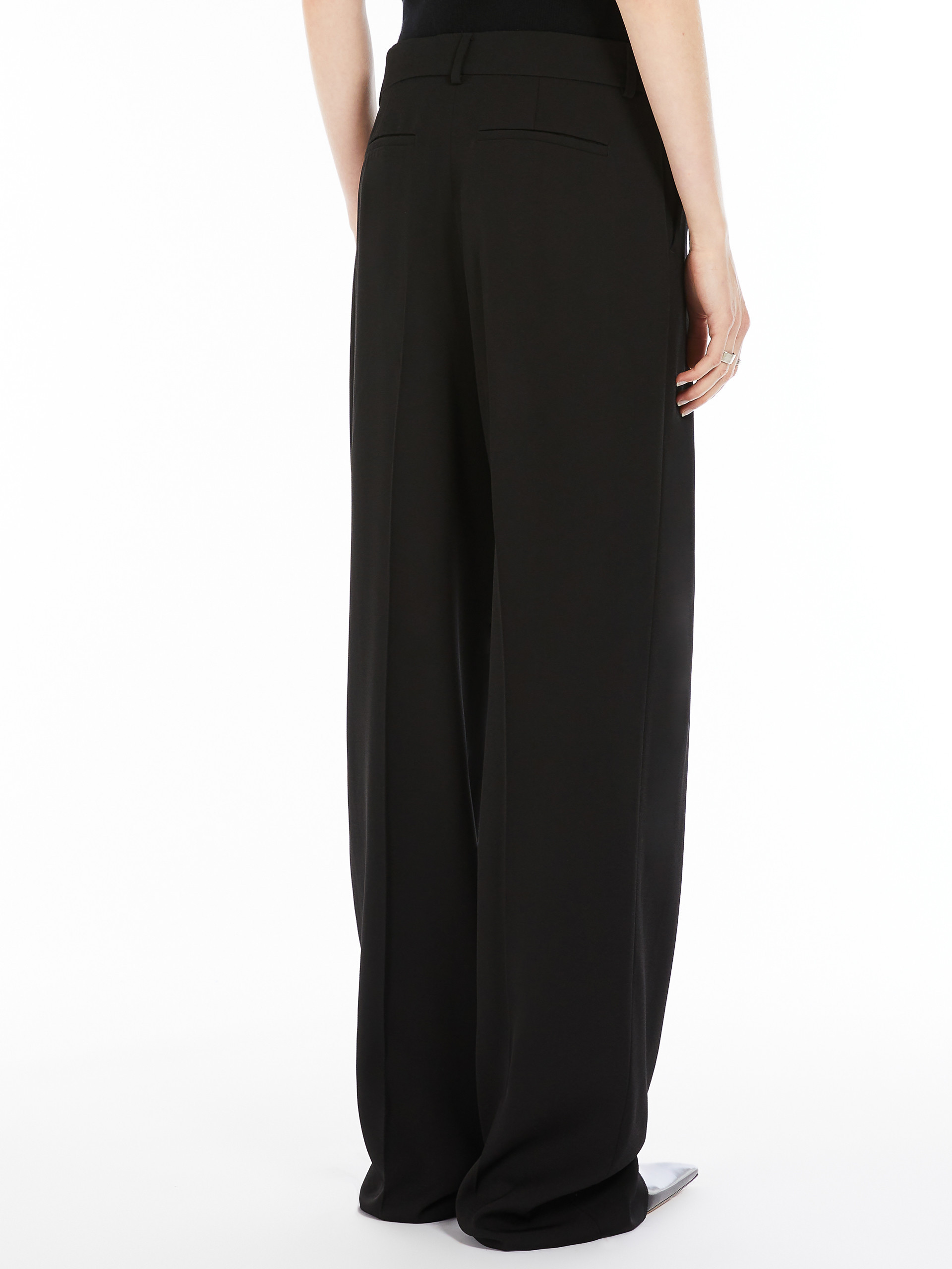 Sportmax Low-waist Casual Pants In Black