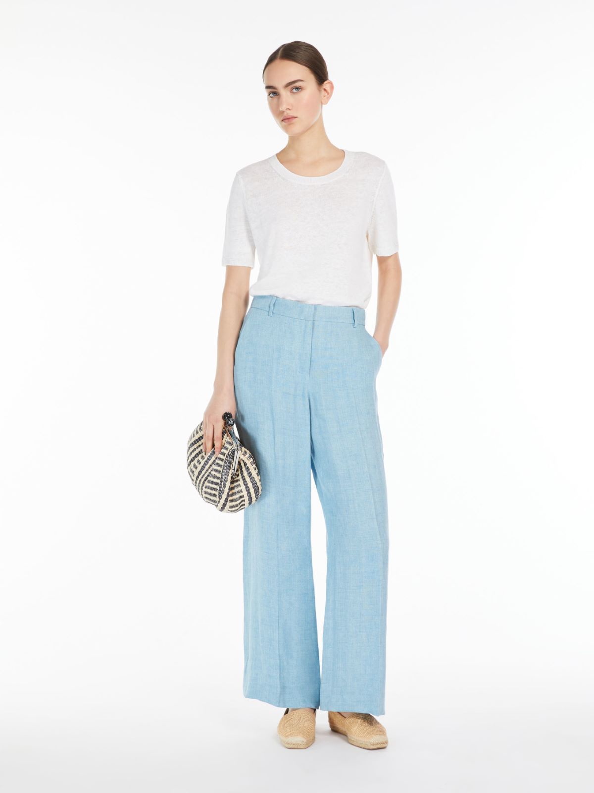 Weekend Max Mara Item O-neck Short-sleeved T-shirt In White