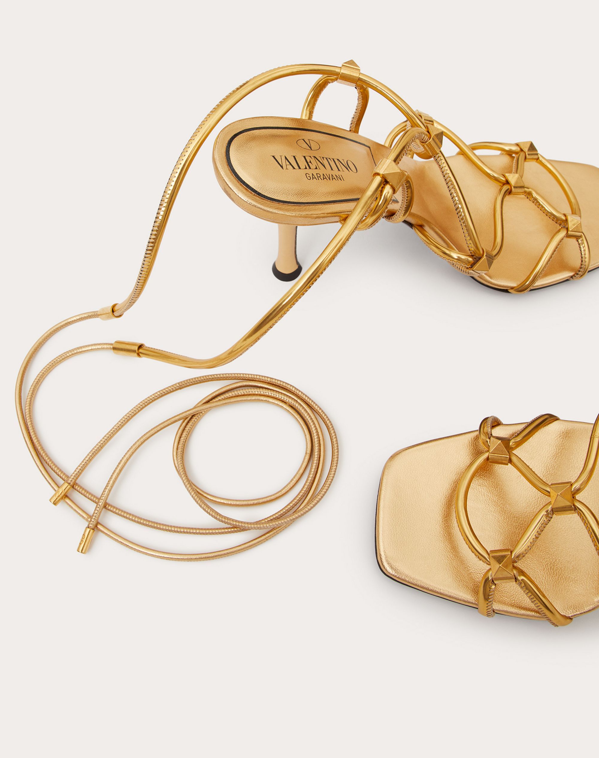 Valentino Rockstud Net 100 Metallic Leather Sandals In Nude