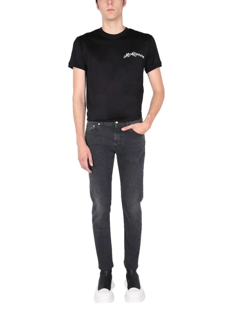 Alexander Mcqueen Logo-embroidered T-shirt In Black
