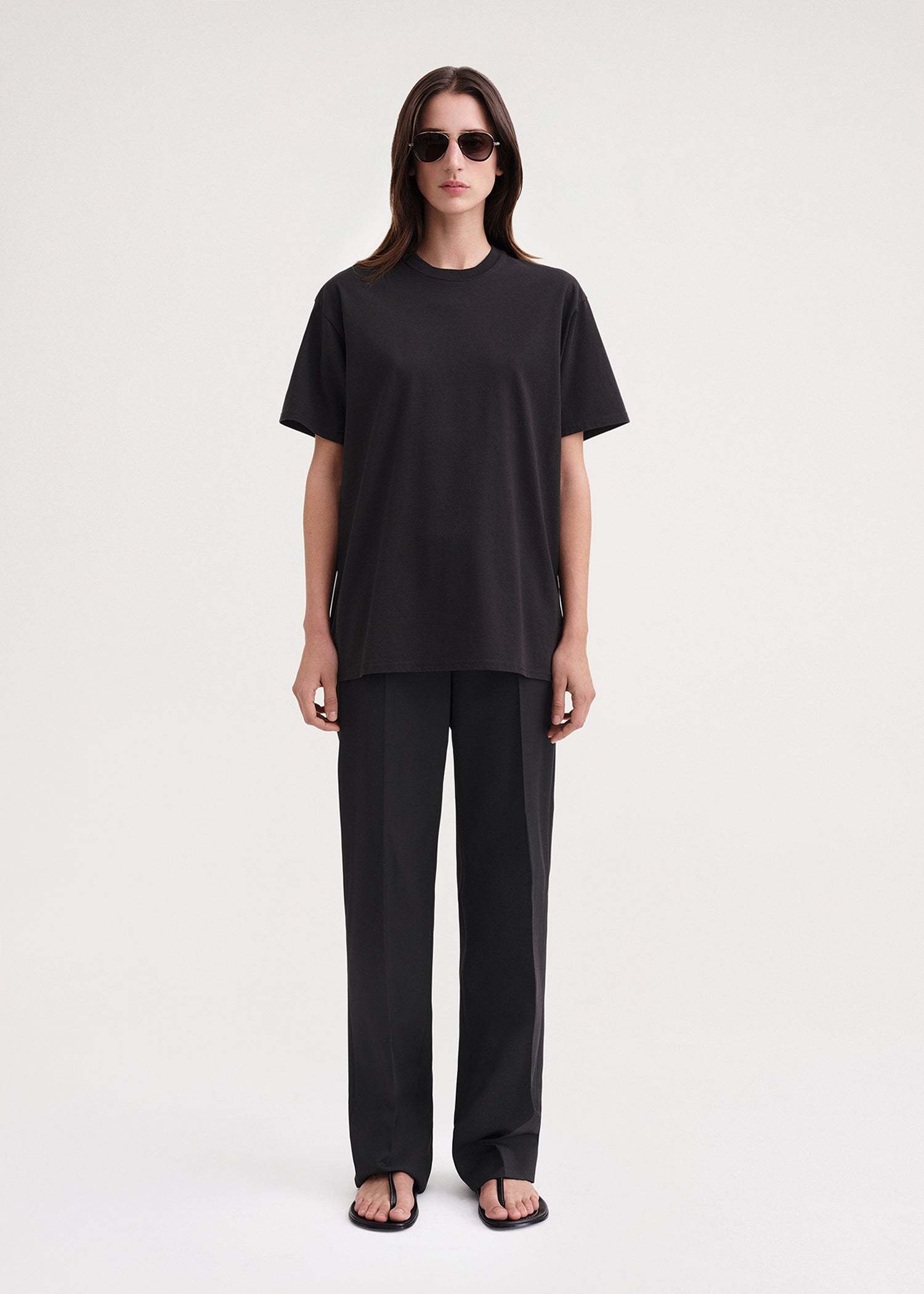Totême Crew-neck Cotton T-shirt In Black