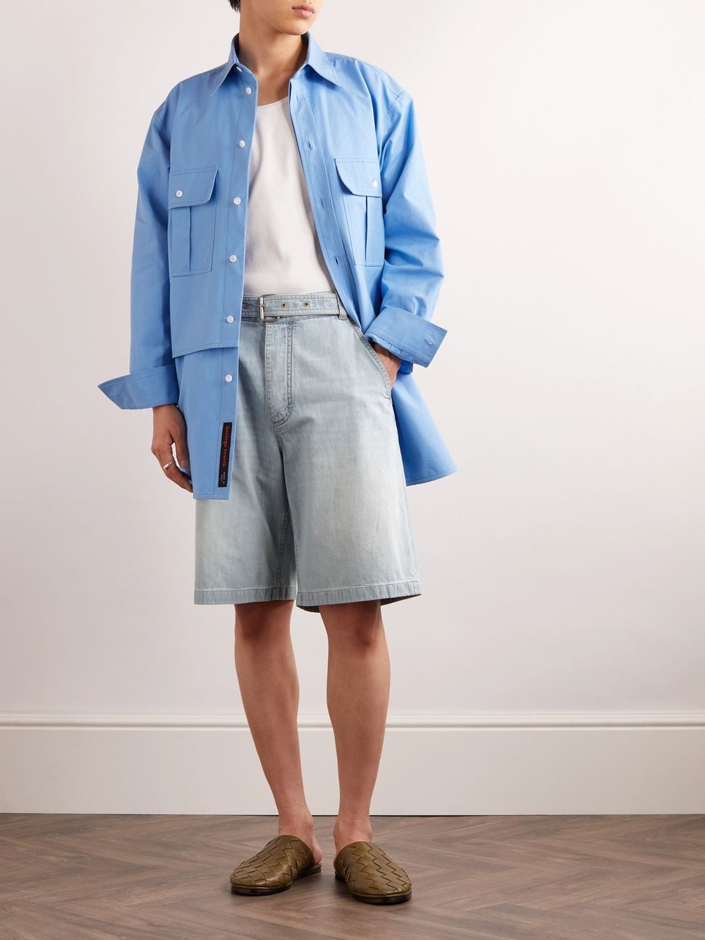 BOTTEGA VENETA LIGHT BLEACHED DENIM SHORTS