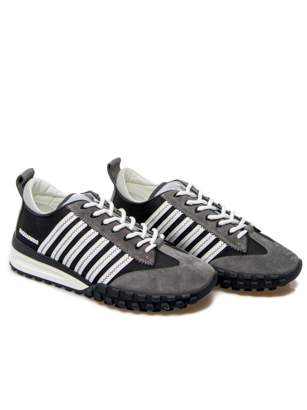Dsquared2 Side Stripe Detail Sneakers In Black