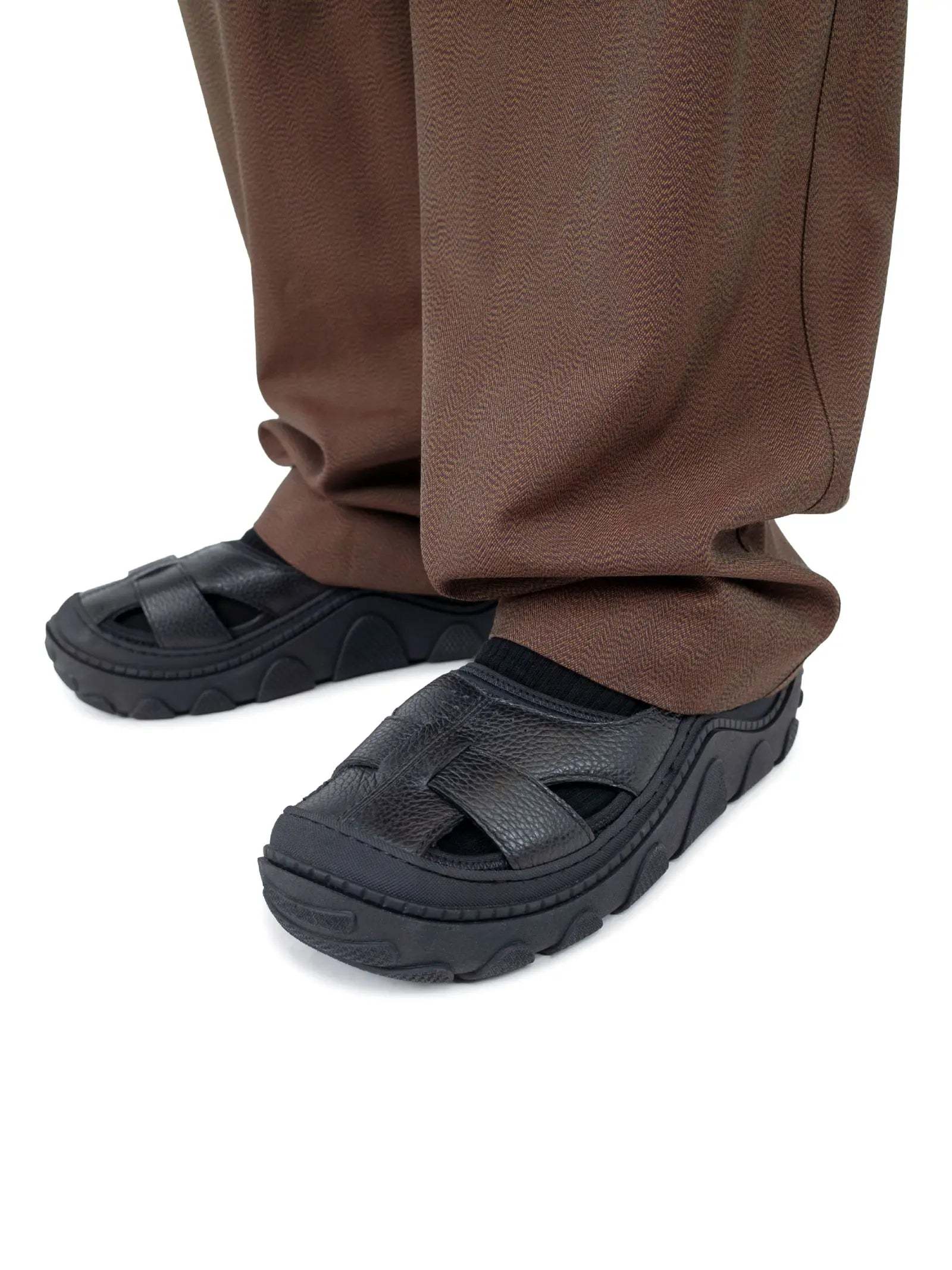 KIKO KOSTADINOV ROUND-HEADED FLAT SANDALS