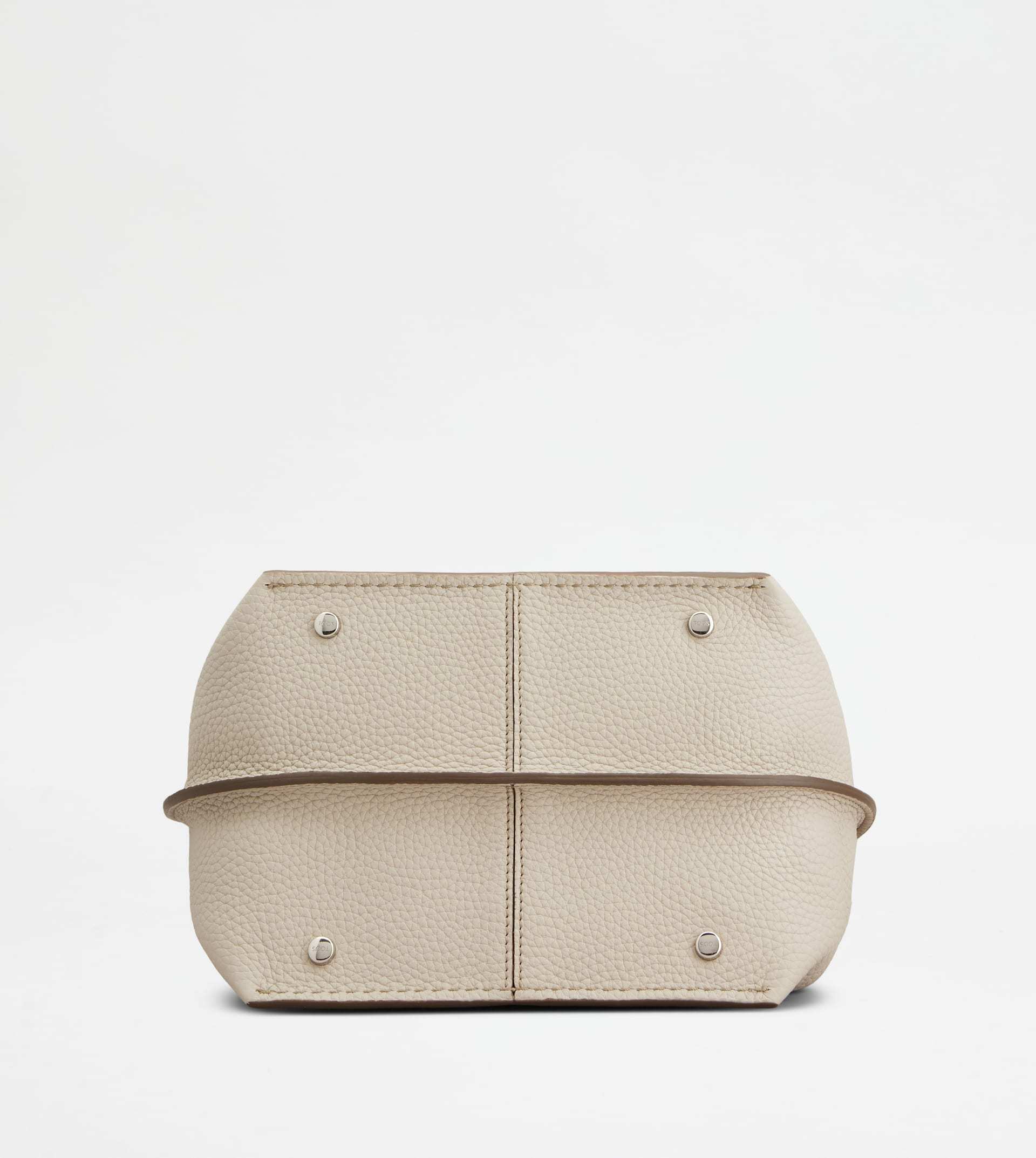 Tod's Leather Bucket Bag In Brown