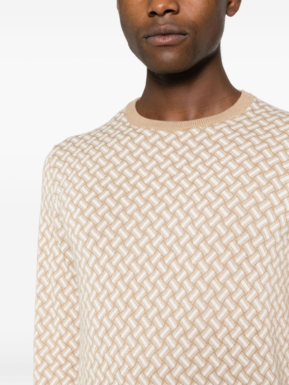 Drumohr Geometric-pattern Contrast-detail Jumper In Nude