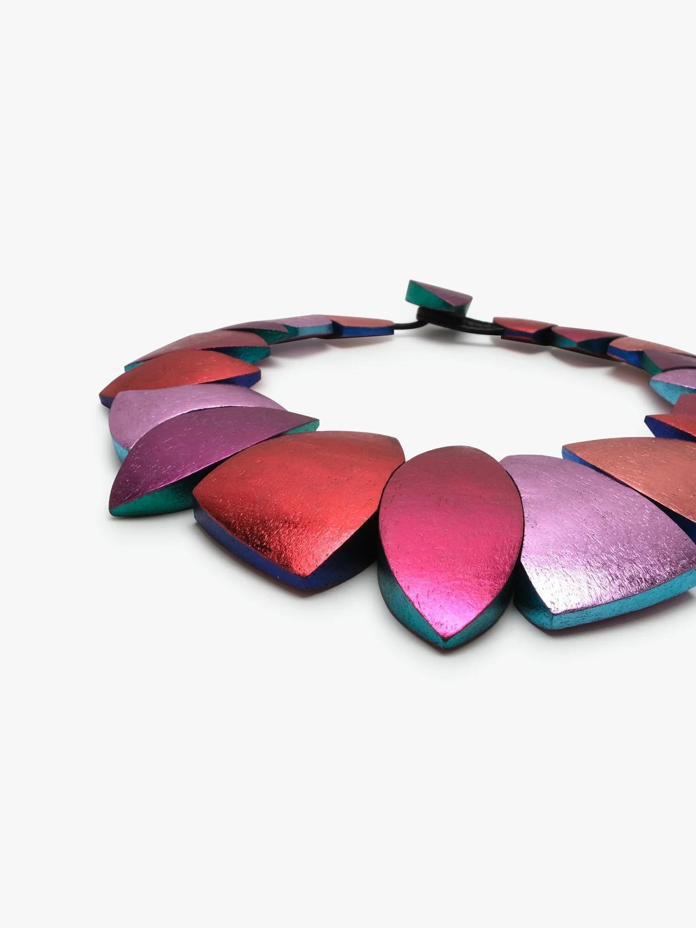 Monies Leaf Design Necklace In Multicolor