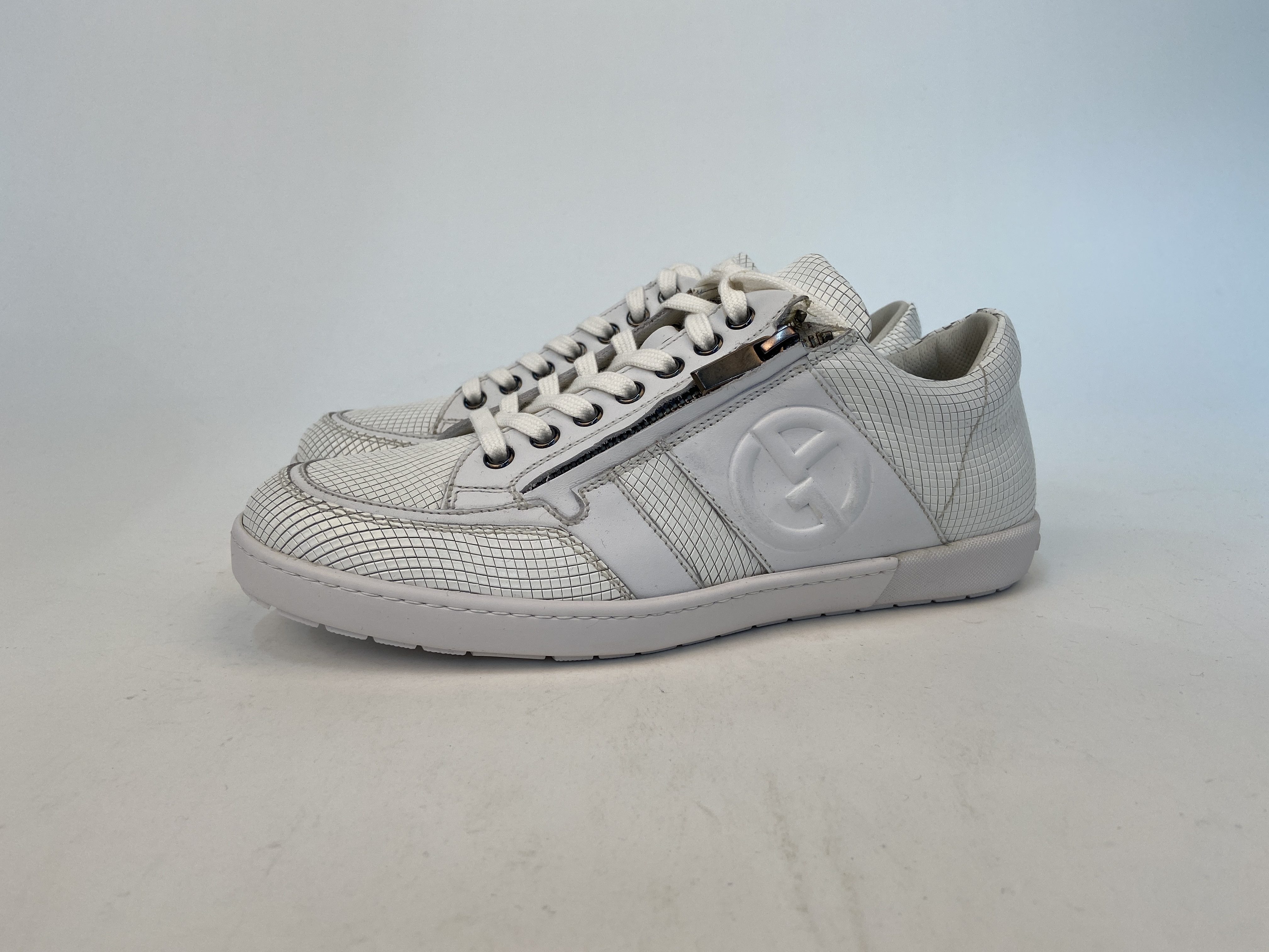 Giorgio Armani Logo Casual Sports Shoes In Gray