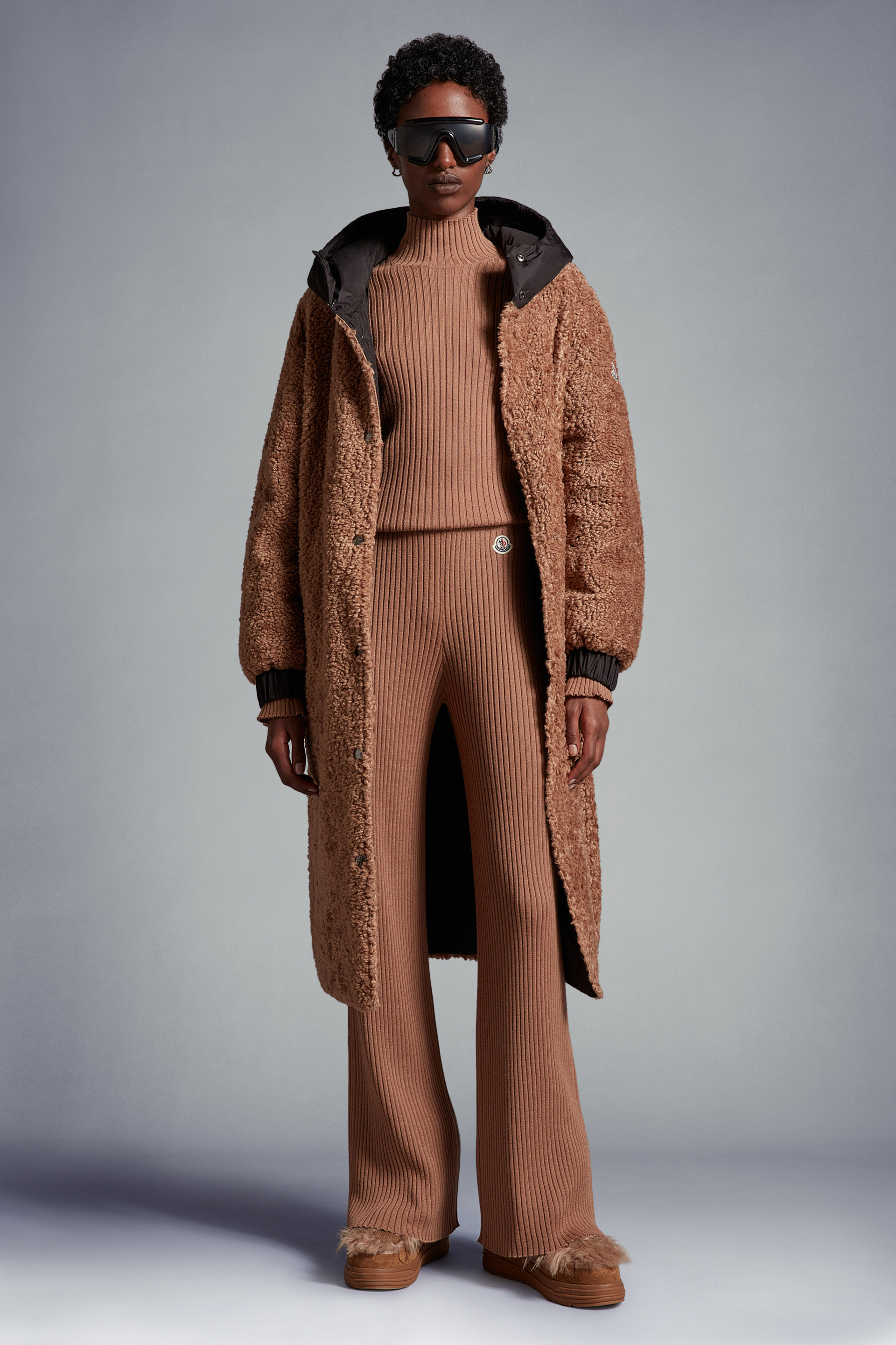 Moncler Logo-patch Ribbed-knit Trousers In Brown