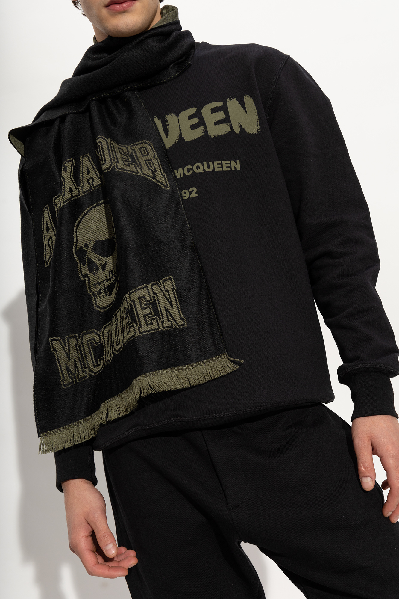Alexander Mcqueen Logo-jacquard Wool Scarf In Black