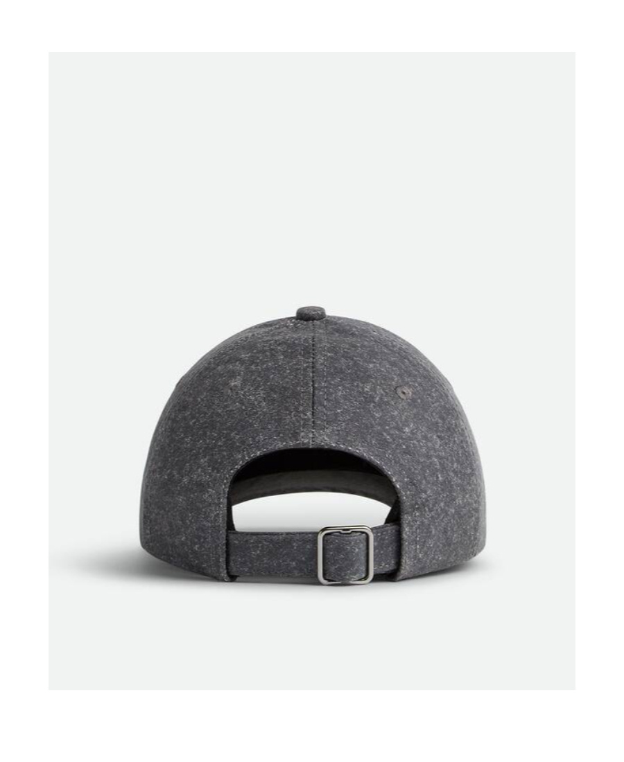 Bottega Veneta Logo Embroidered Baseball Hat In Black