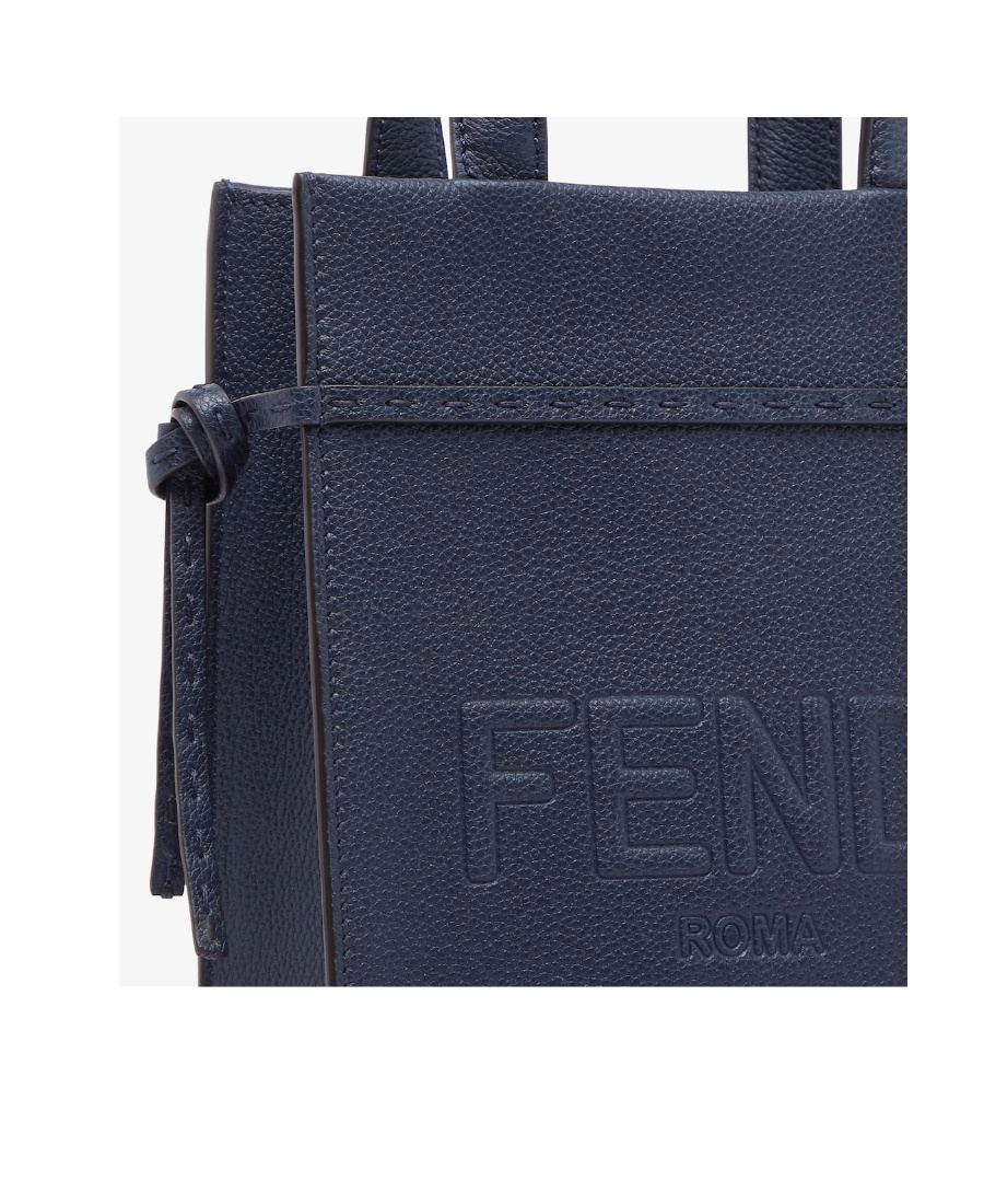 Fendi Top Handle Shoulder Bag In Black
