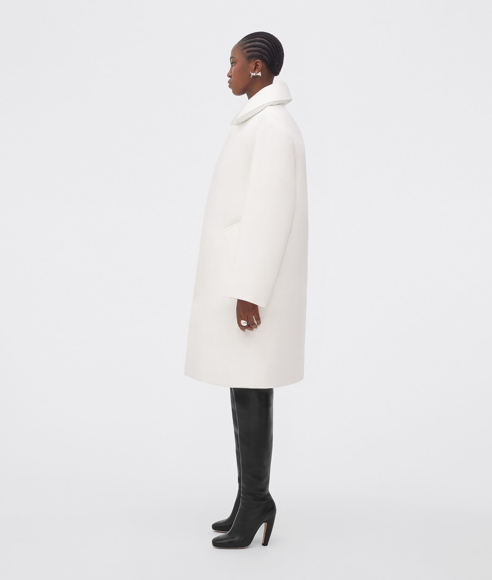 Bottega Veneta Long Down Jacket With Belt In White