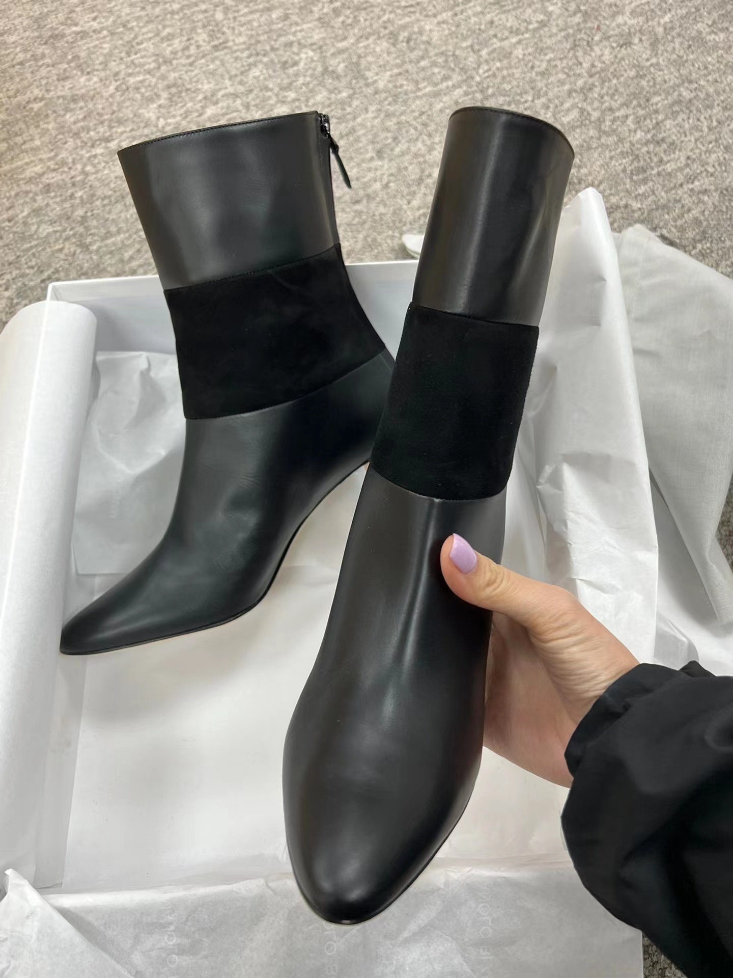Manolo Blahnik Pointed Short Boots In Black