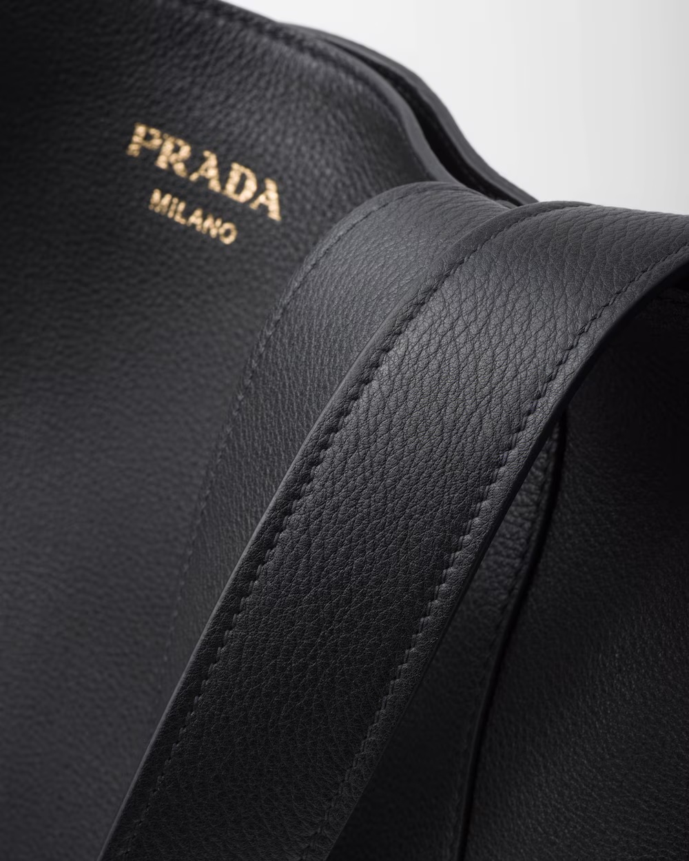 Prada Leather Tote Bag In Black