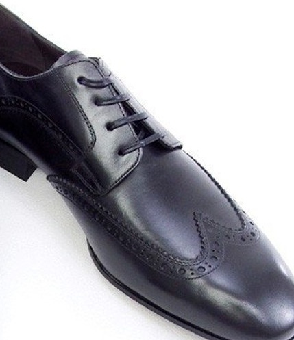 Ferragamo Tie Business Casual Shoes In Black