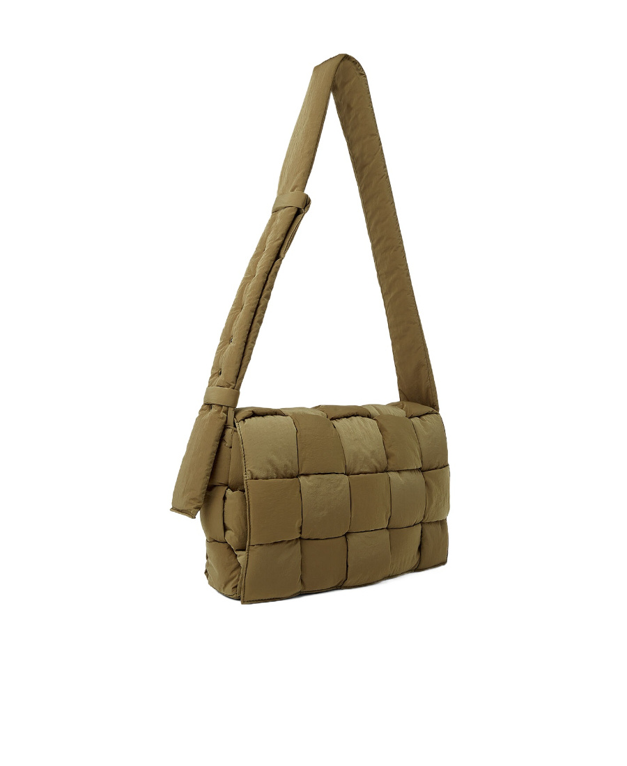 Bottega Veneta Maxi Cassette Padded Crossbody Bag In Green