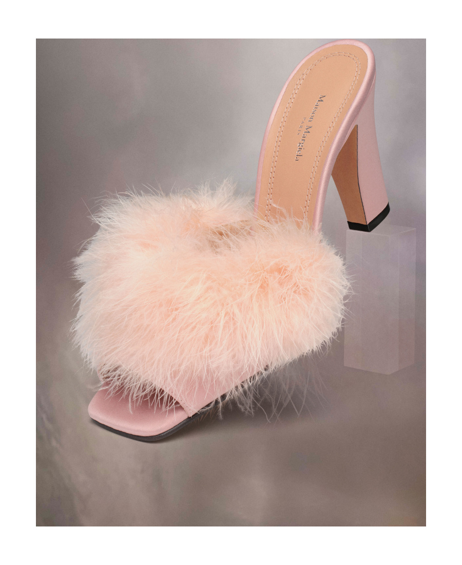 Maison Margiela 90mm Feather-embellished Mules In Nude