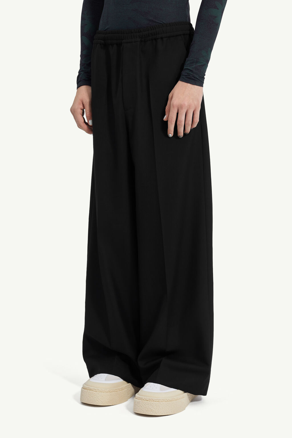 Mm6 Maison Margiela Wide-leg Trousers In Black