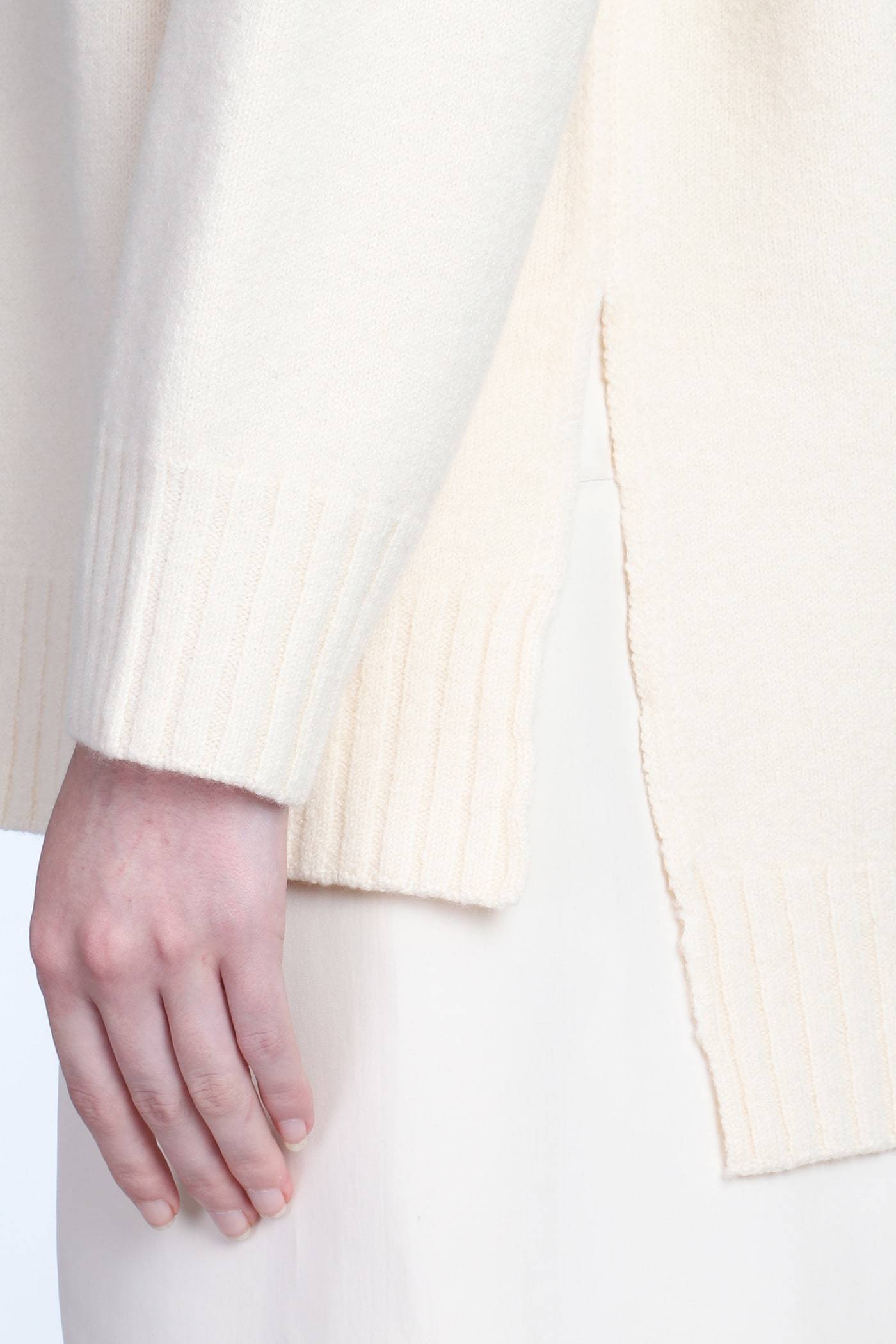 Jil Sander Long-sleeve Crew-neck Wool Jumper In White