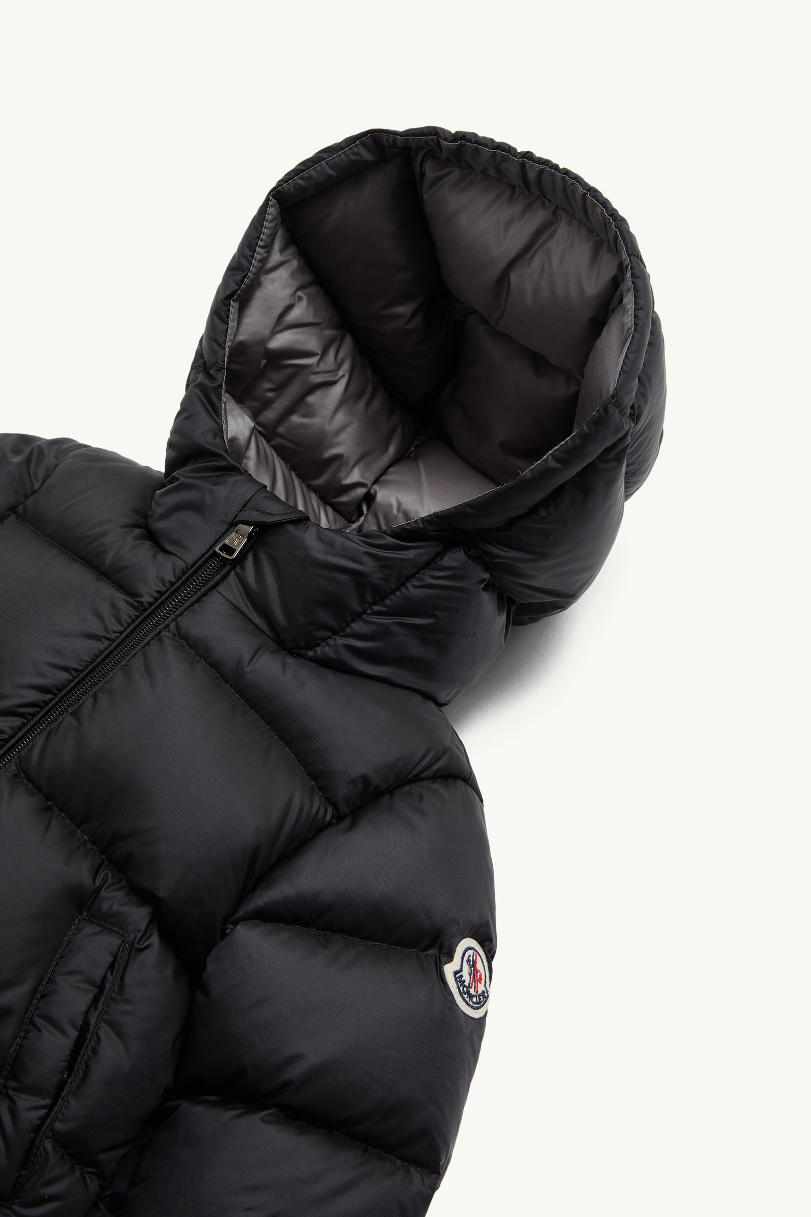 Moncler New Macaire Hooded Down Jacket In Black