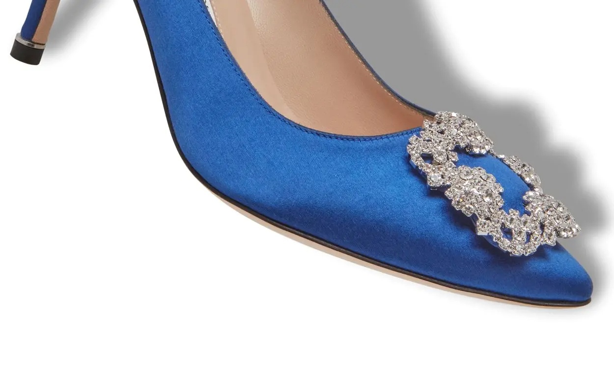 Manolo Blahnik Satin Jewelry Buckle High Heels In Blue