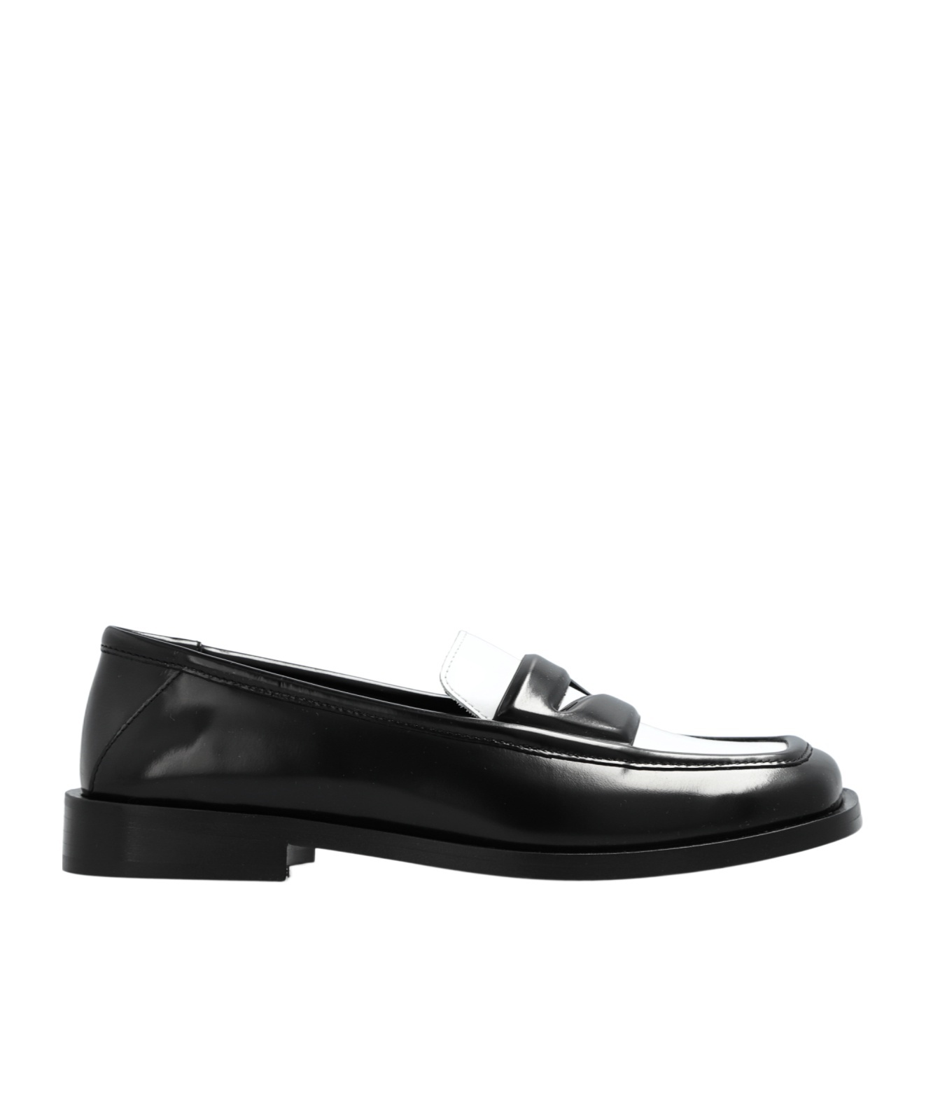 Attico Amanda Logo-debossed Two-tone Leather Loafers In Black