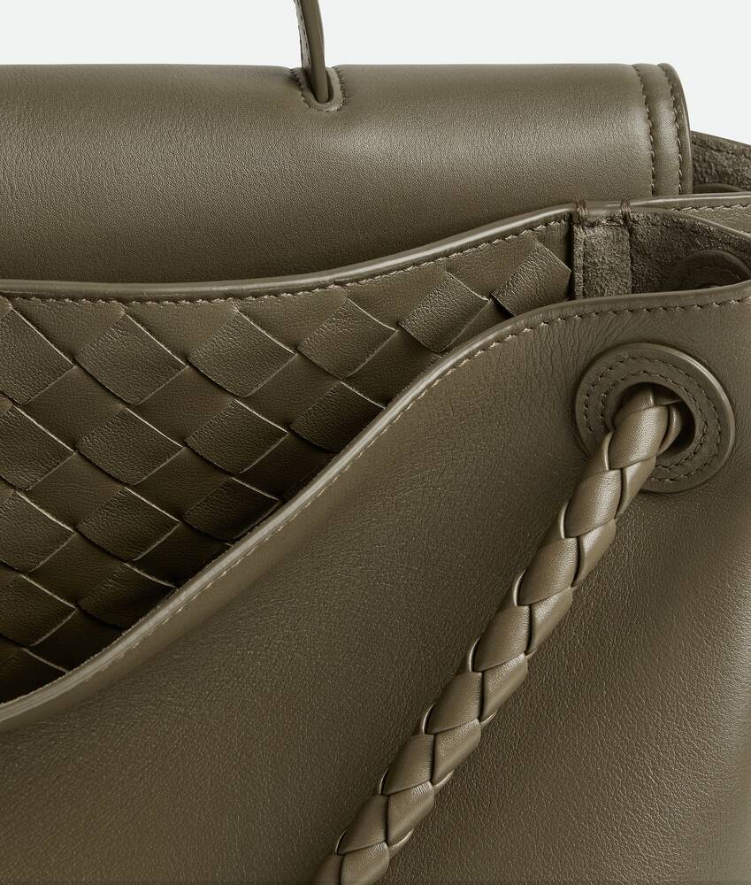 Bottega Veneta Large Ciao Ciao Intrecciato Leather Top Handle Bag In Green