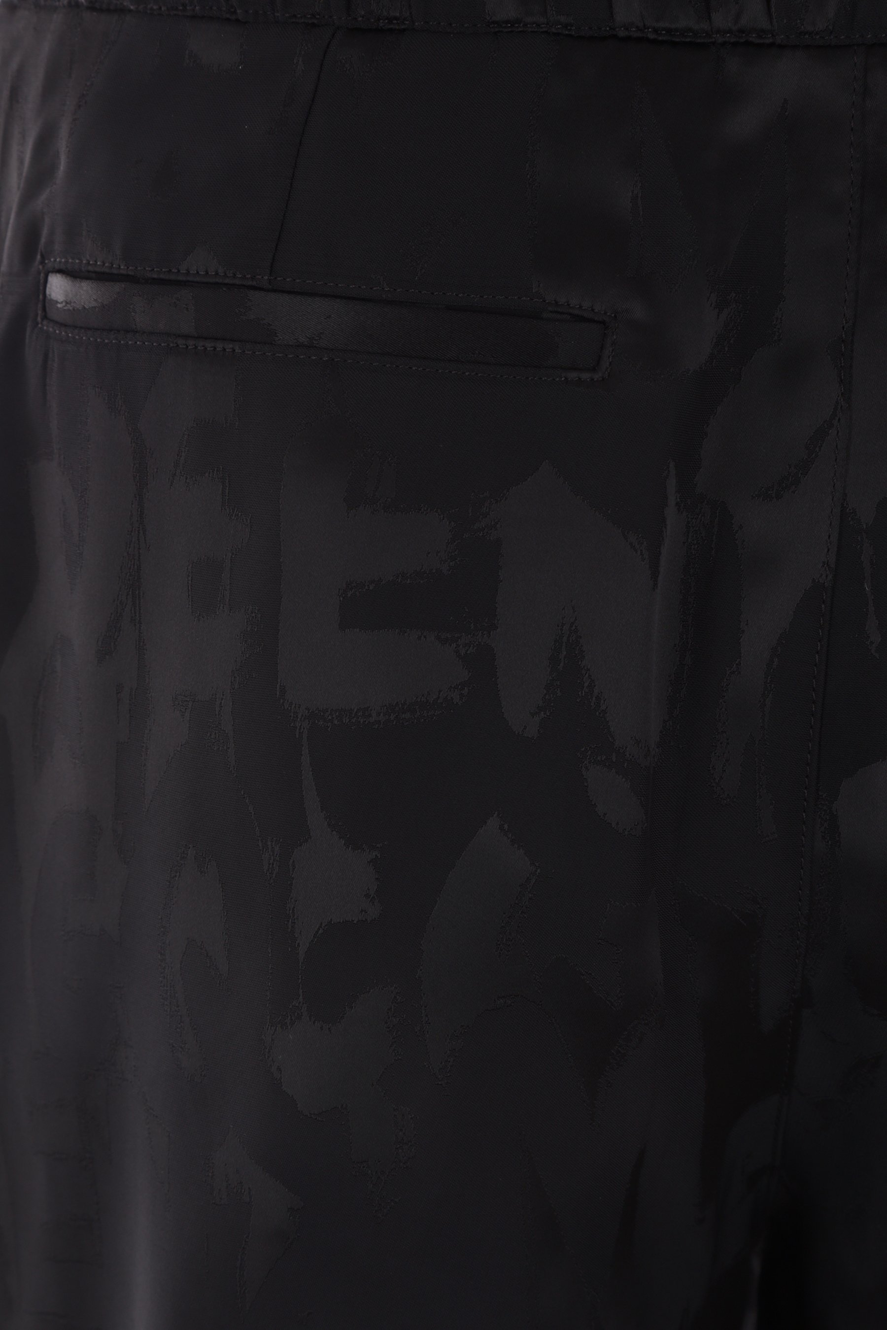 Alexander Mcqueen Graffiti Logo-jacquard Shorts In Black