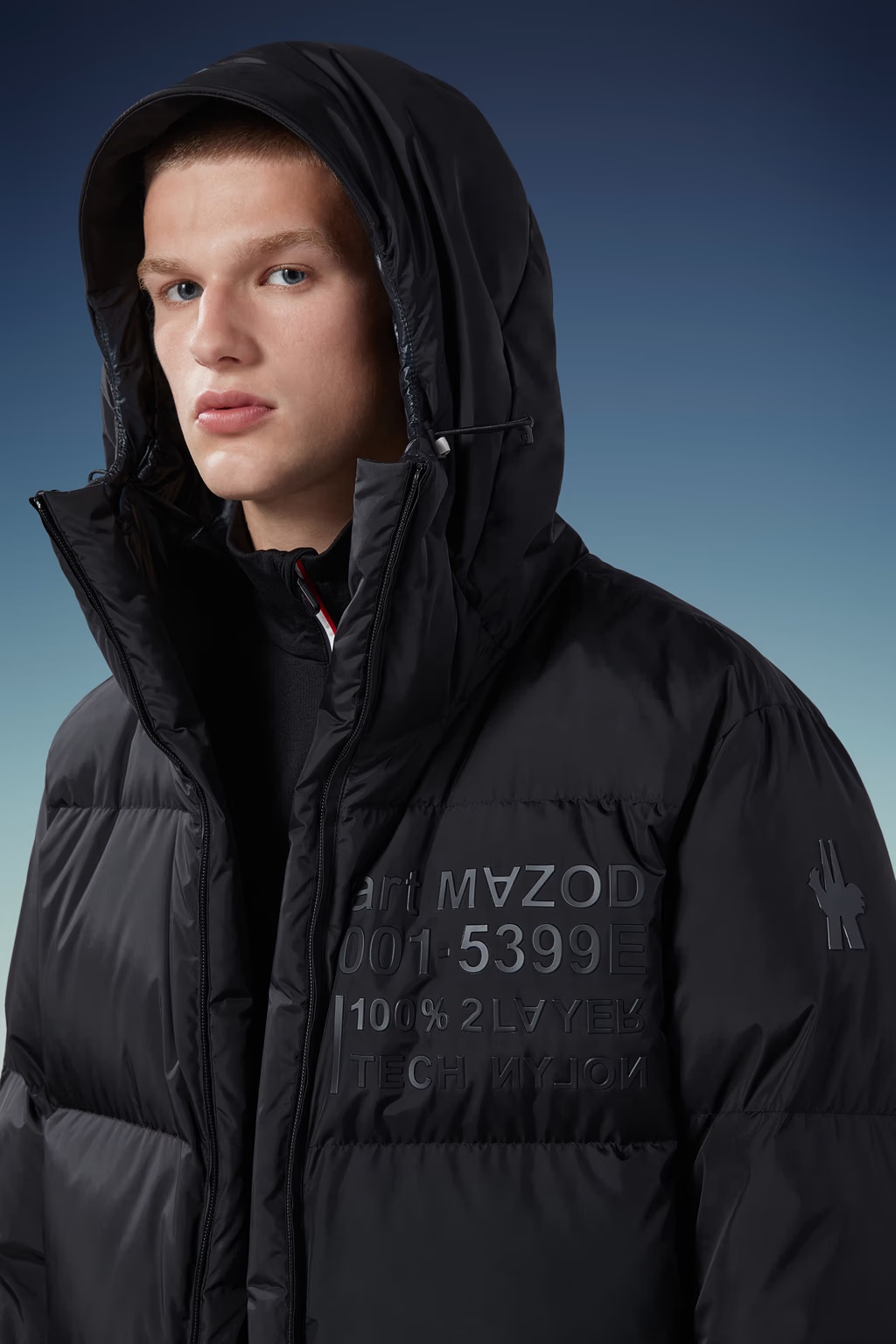 Moncler Mazod Short Down Jacket In Black