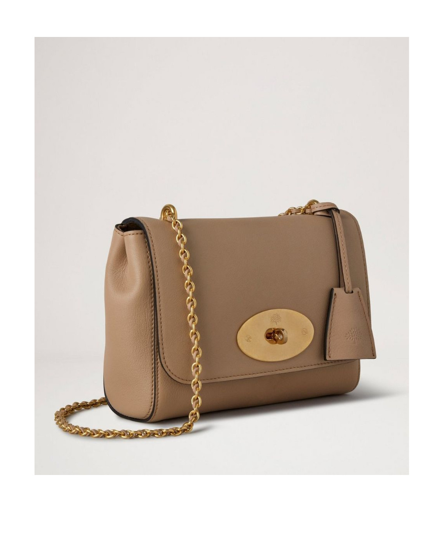 Mulberry Lily In Nude