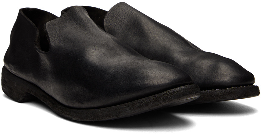 Guidi Grained Calfskin Loafer Shoes In Black