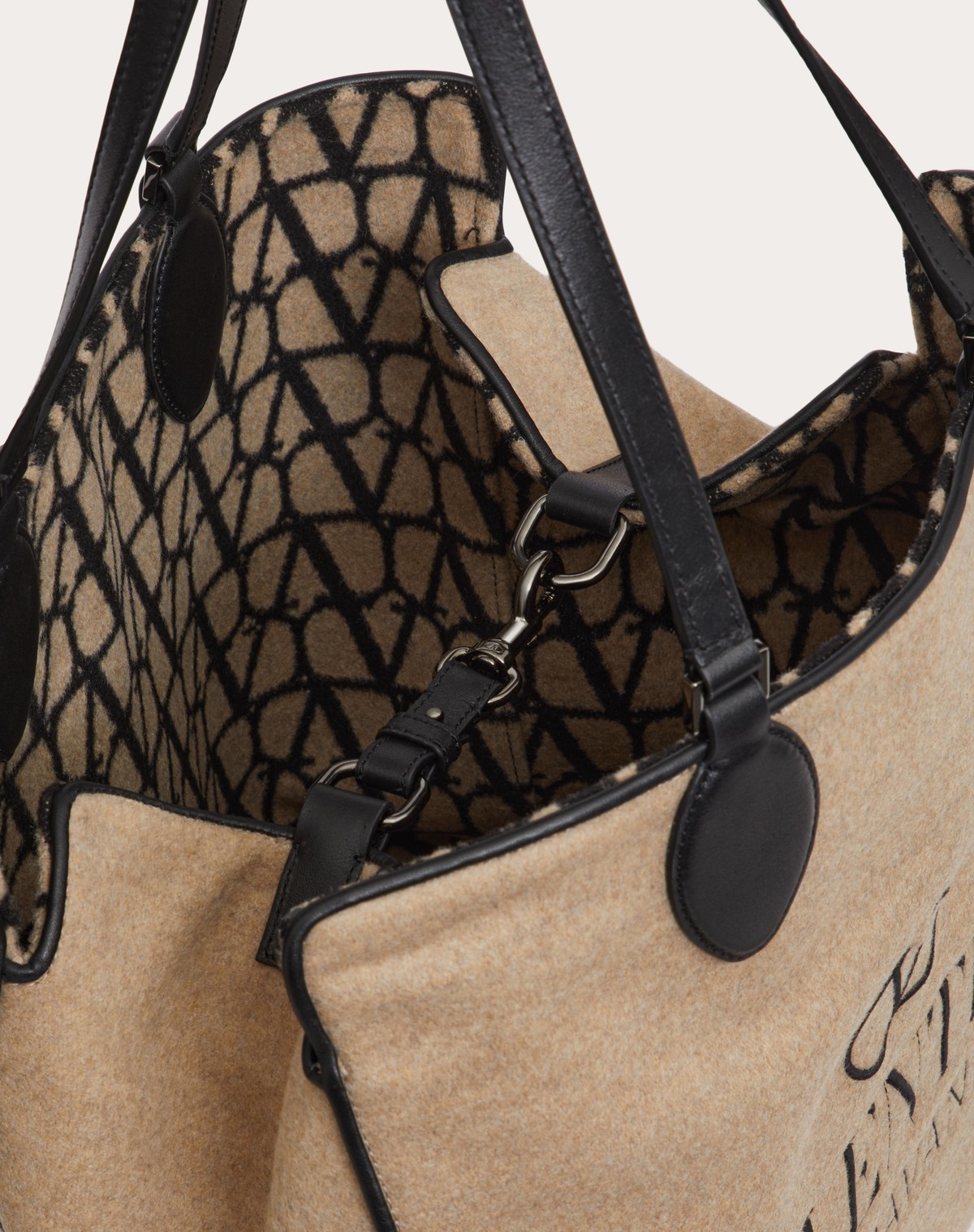 Valentino Garavani Toile Iconographe Reversible Tote Bag Men In Nude