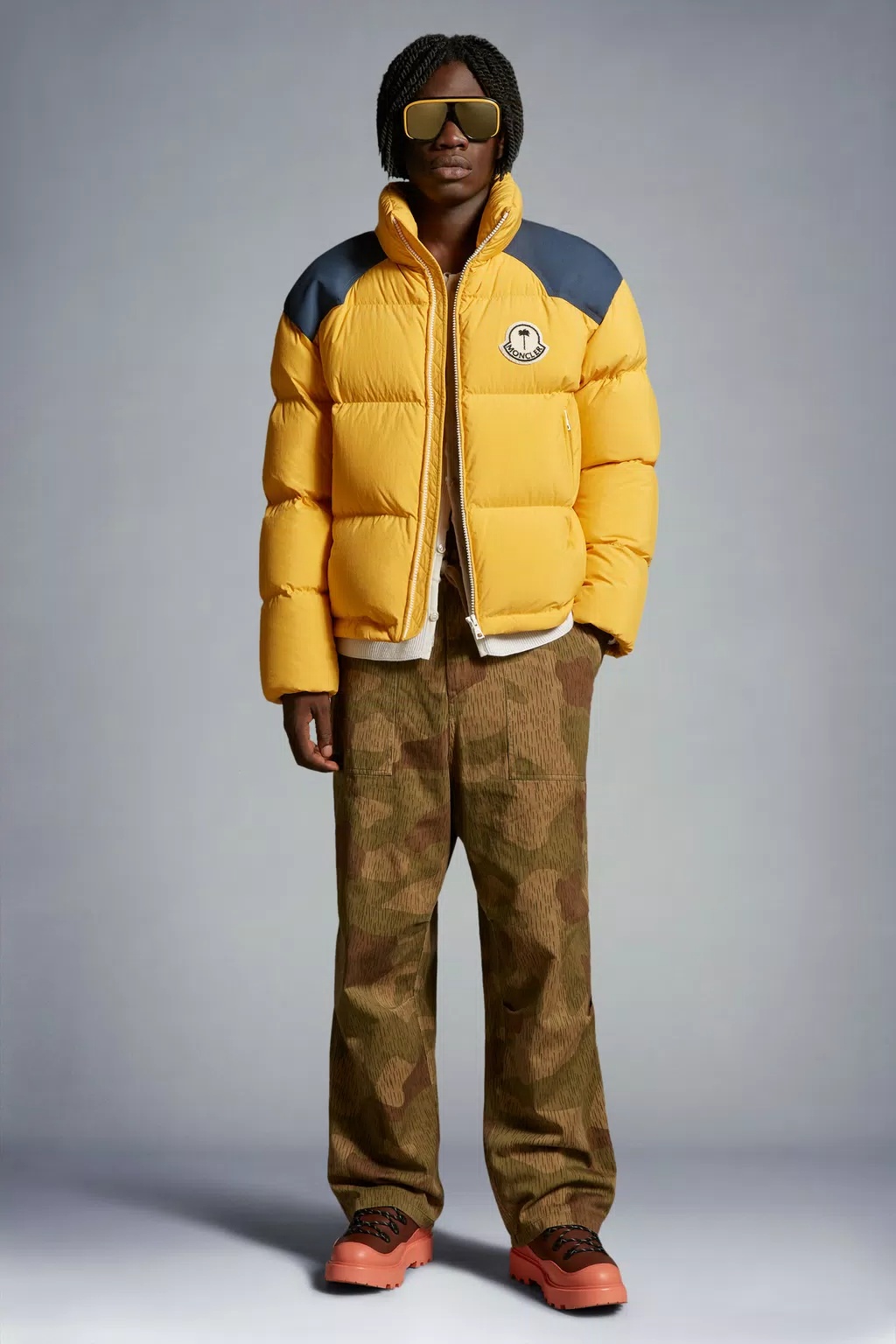 Moncler Nevis Short Down Jacket Yellow In Yellow