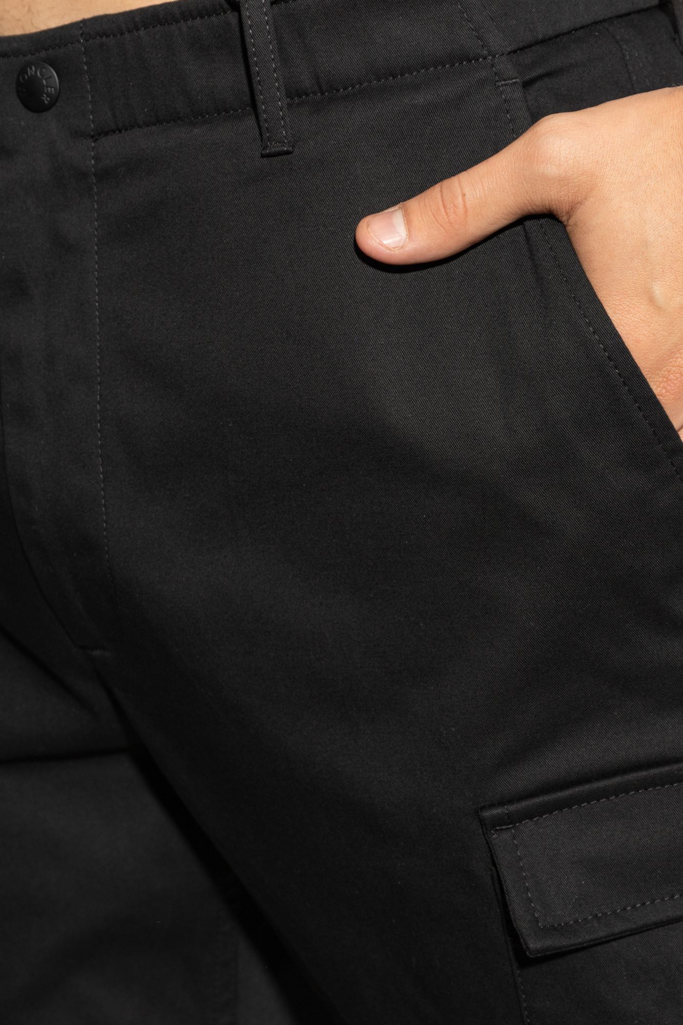 Moncler Cargo Pants With Logo In Black