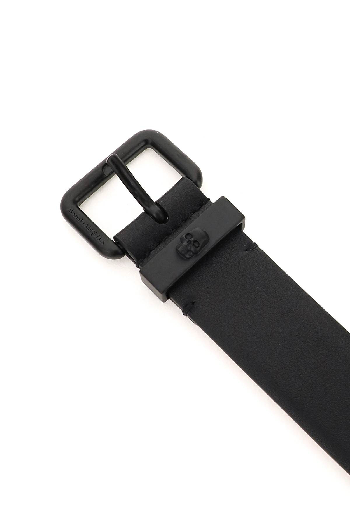 Alexander Mcqueen Skull Leather Buckle Belt In Black
