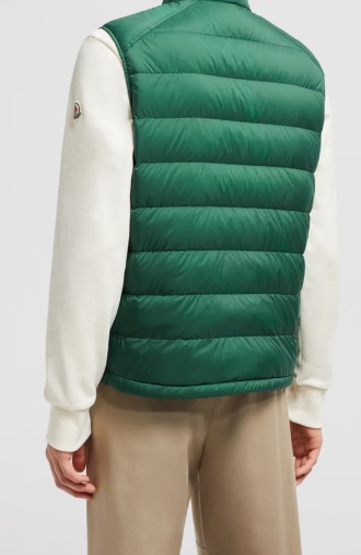 Moncler Piumino Smanicato Barthe In Nylon Verde Scuro  Uomo In Green